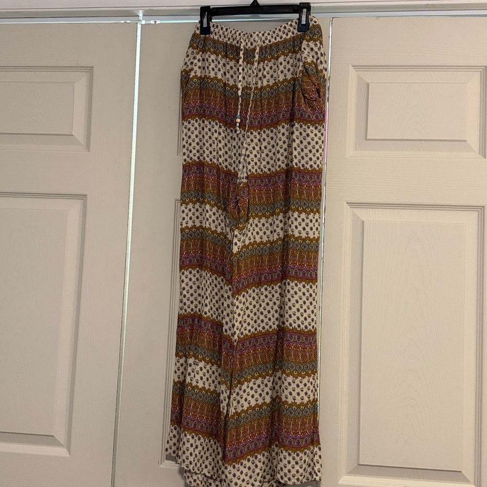 American Eagle Outfitters Multicolor Patterned Pants